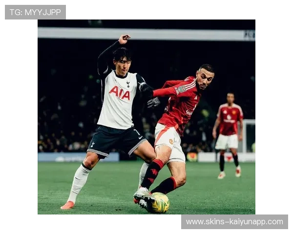 孙兴慜迎球抽射皮球如炮弹般飞出:在训练与装备之间寻找胜利的节拍 孙兴慜迎球抽射皮球如炮弹般飞出:在训练与装备之间寻找胜利的节拍